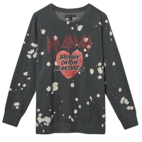 NWT Torrid 6 Def Leppard Cozy Fleece Crew Neck Sweatshirt *989BU* - Picture 1 of 11